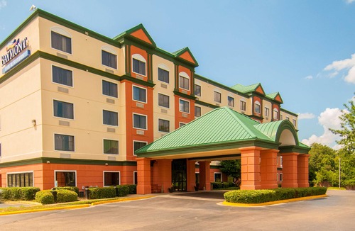 Tougaloo Hotel | Baymont by Wyndham Jackson/Ridgeland