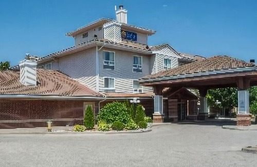 Ingersoll Hotel | Comfort Inn and Suites Ingersoll