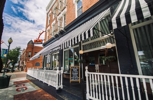 Centerville Hotel | The Continental Hotel