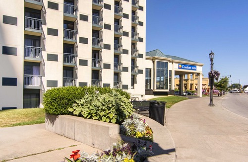 Fallsview Hotel | Comfort Inn Fallsview