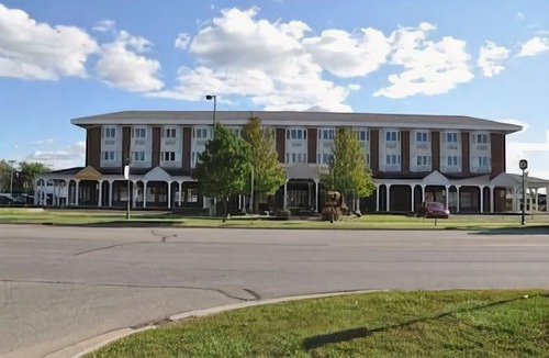 Owosso Hotel | The Comstock Inn and Conference Center