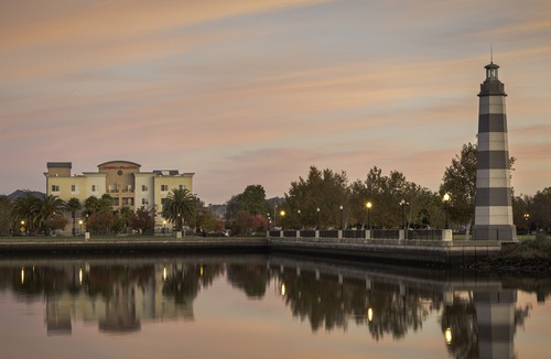 Fairfield Hotel | Hampton Inn & Suites Suisun City Waterfront
