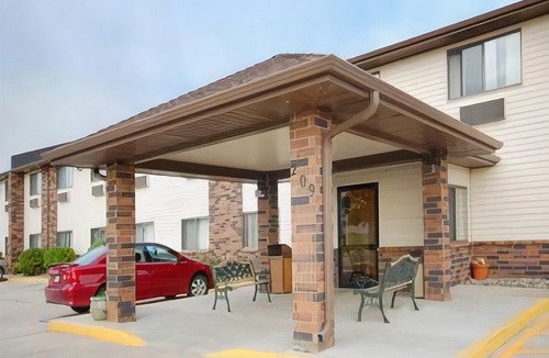 Wahpeton Hotel | Rodeway Inn Wahpeton