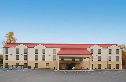 Tri-Cities Hotel | Comfort Inn South