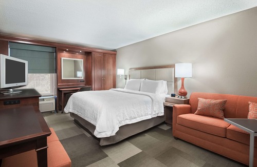 Marlborough Hotel | Hampton Inn Boston / Marlborough