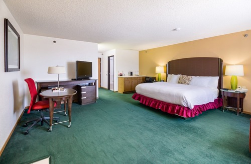 Alliance Hotel | Alliance Hotel and Suites