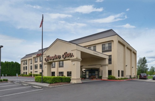 Wilkes East Hotel | Hampton Inn Portland East