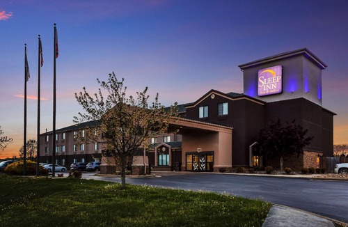Blountville Hotel | Sleep Inn & Suites Kingsport TriCities Airport