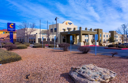 Southside Hotel | Comfort Inn Santa Fe