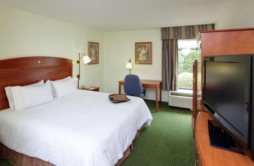 Bermuda Hotel | Hampton Inn Chester