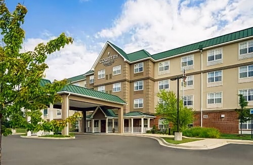 Rossville Hotel | Country Inn & Suites by Radisson, Baltimore North, MD
