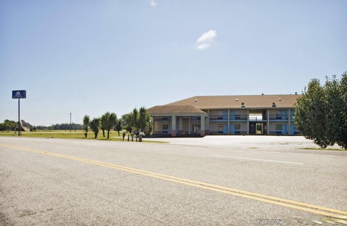 Bishopville Hotel | Americas Best Value Inn Bishopville