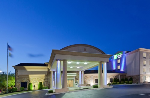 Christiansburg Hotel | Holiday Inn Express Hotel & Suites Christiansburg, an Ihg Hotel