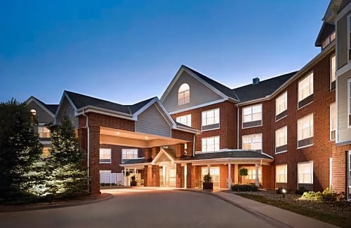 Clive Hotel | Country Inn & Suites by Radisson, des Moines West, IA