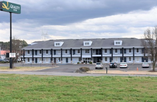 Scottsboro Hotel | Quality Inn Scottsboro US/72 - Lake Guntersville Area