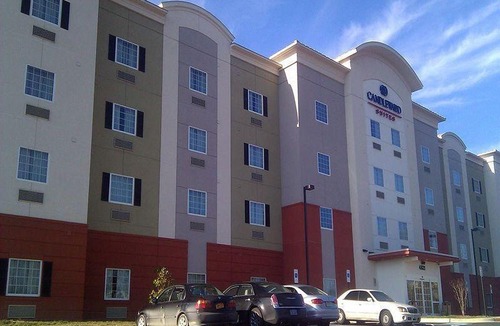 Fredericksburg Hotel | Candlewood Suites Fredericksburg, an IHG Hotel