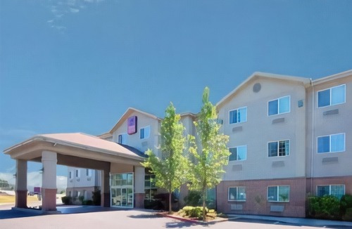Oatfield Hotel | Comfort Suites Clackamas