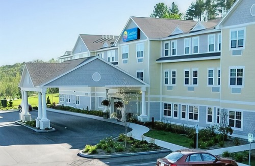Wilton Hotel | Comfort Inn & Suites Wilton