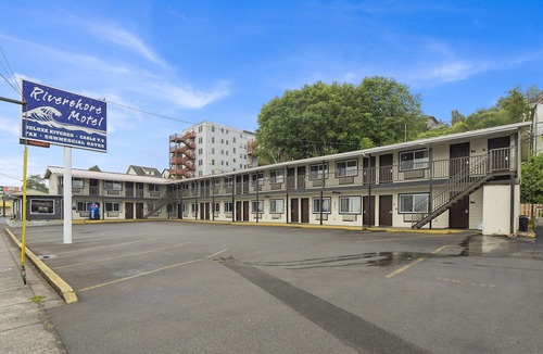 Astoria Hotel | Astoria Rivershore Motel