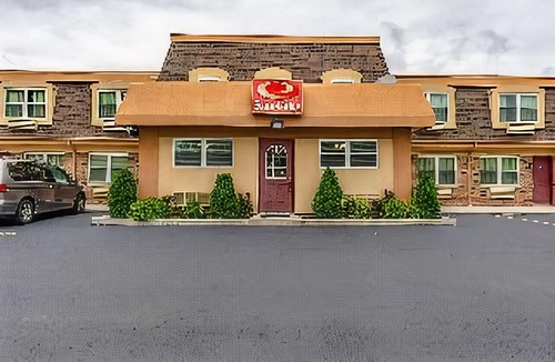 Worthington Hotel | Econo Lodge Worthington