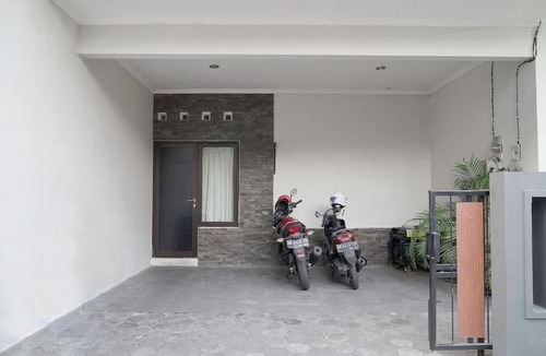 Condongcatur Hotel | Dparagon Pamela 4
