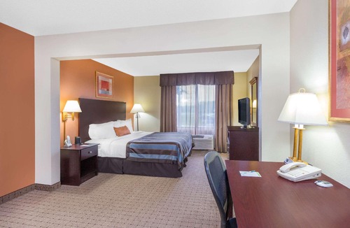 West Monroe Hotel | Wingate by Wyndham West Monroe