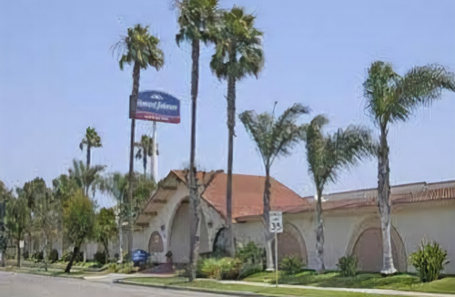 National City Hotel | Howard Johnson by Wyndham National City/San Diego South