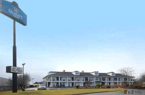 Albertville Hotel | Quality Inn Albertville US 431
