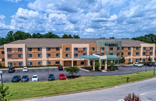Troy Hotel | Courtyard by Marriott Troy