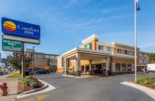 Detroit Hotel | Comfort Inn Downtown