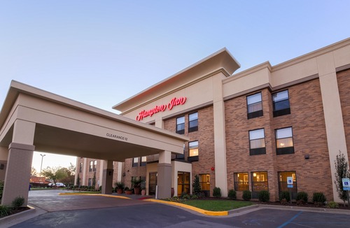 Beaumont Residential Hotel | Hampton Inn Lexington South