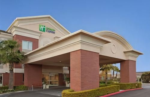Woodland Hotel | Holiday Inn Express Woodland, an Ihg Hotel