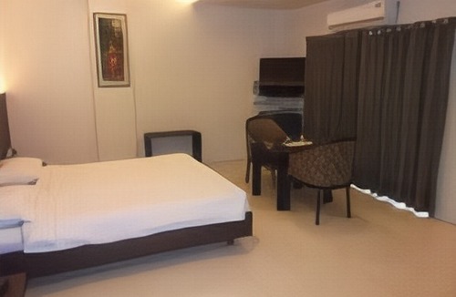 Central Pune Hotel | Hotel Coconut Grove