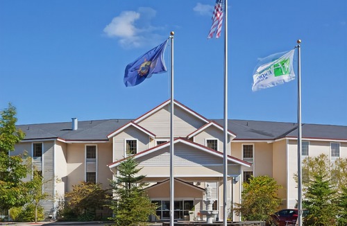 Brattleboro Hotel | Holiday Inn Express Hotel & Suites Brattleboro, an Ihg Hotel