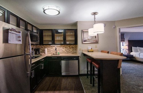 Marquette Hotel | Staybridge Suites Marquette