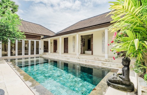 Sunset Road Hotel | Villa Matahari