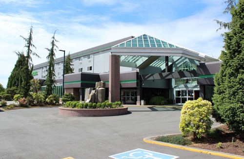 Arlington Hotel | Wyndham Garden Arlington/Marysville