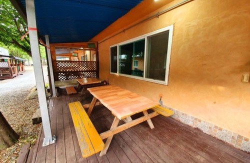 Ulsan Hotel | Ulsan Baenaegol Alps 119 House Pension