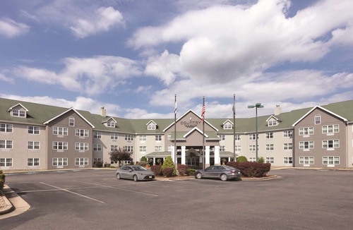 Sprague Hotel | Country Inn & Suites by Radisson, Beckley, WV