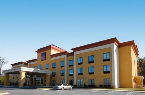 Clayton Hotel | Comfort Suites Clayton - Garner