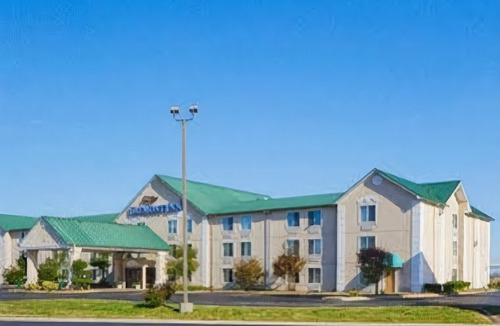 Jonesboro Hotel | Baymont by Wyndham Jonesboro