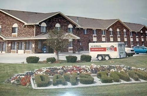 Muncie Hotel | Days Inn by Wyndham Muncie -Ball State University