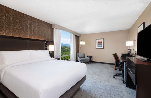 Belcaro Hotel | DoubleTree by Hilton Denver Cherry Creek