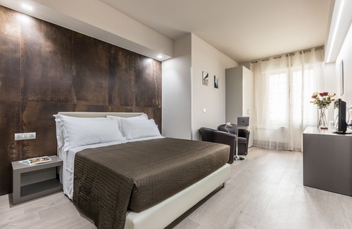 Historic Center Hotel | Astoria Deluxe Rooms