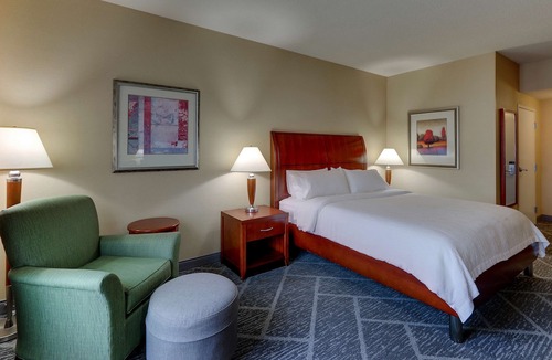 West Newton Hotel | Hilton Garden Inn Indianapolis Airport
