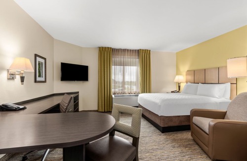 Sioux Falls Hotel | Candlewood Suites Sioux Falls, an IHG Hotel