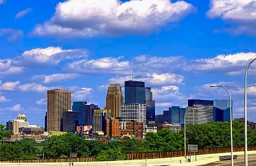 Golden Valley Hotel | Ramada by Wyndham Minneapolis Golden Valley