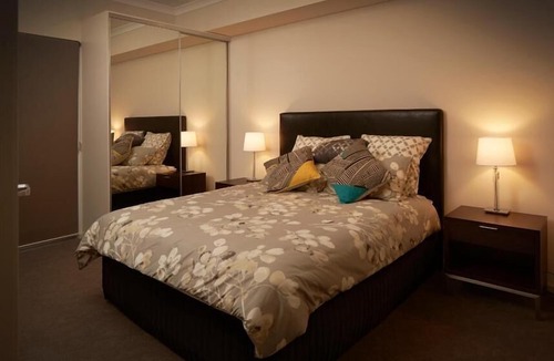 East Perth Hotel | Baileys Serviced Apartments