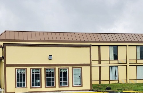 Sharonville Hotel | Days Inn by Wyndham Sharonville
