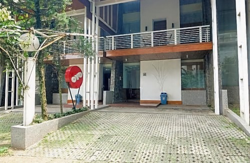 Hegarmanah Hotel | OYO 229 Hi Quality